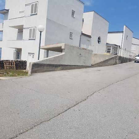 Apartment Tim Сен Екстериор снимка